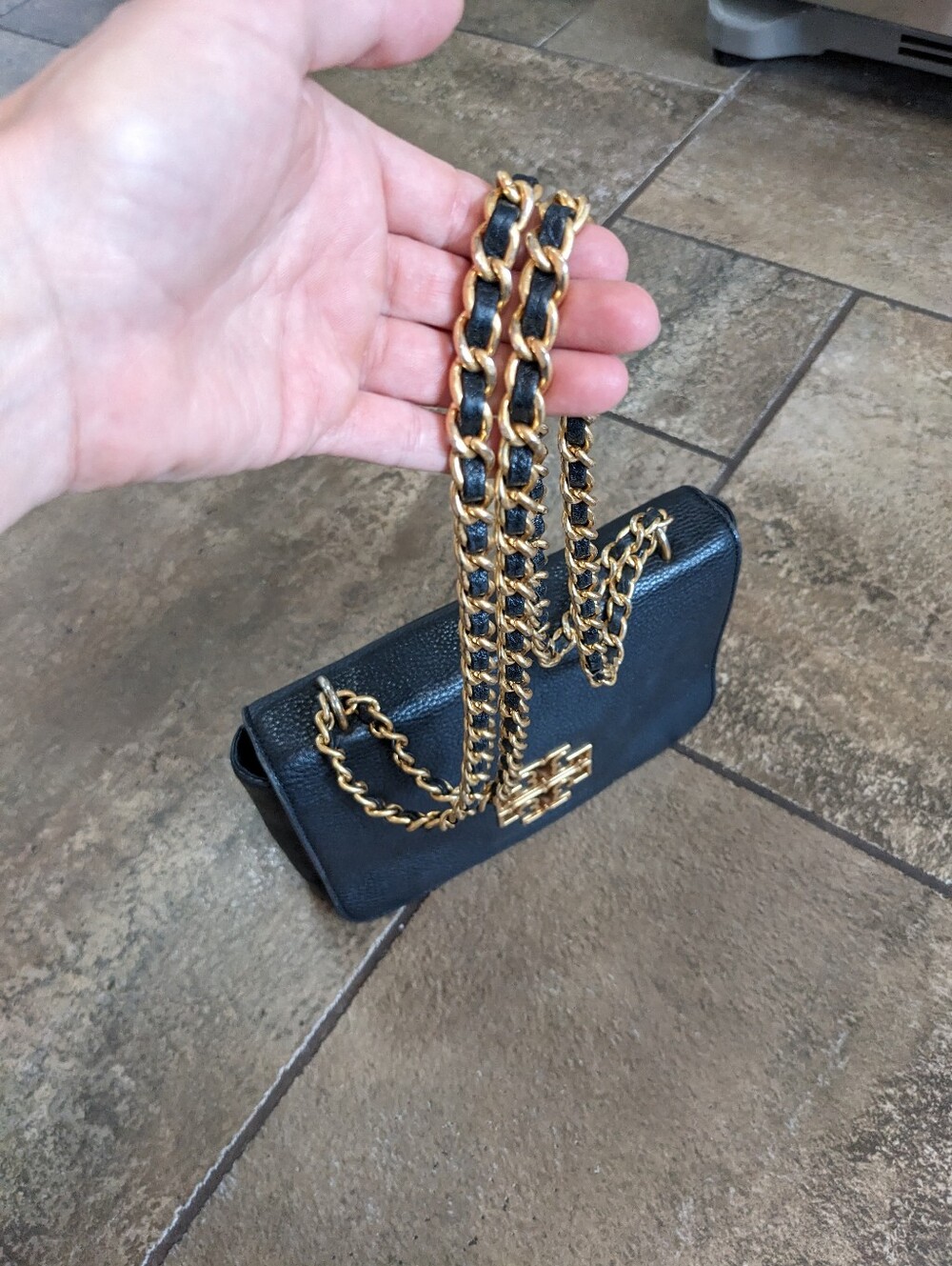 Tory Burch Britten Pebbled Leather Gold Chain Luxury Crossbody/Shoulder Bag π€ - Picture 7 of 17